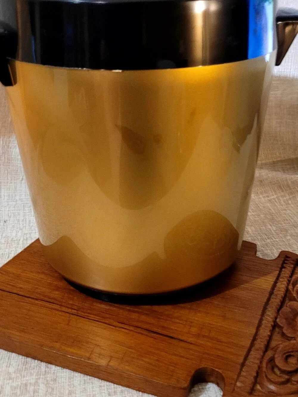 Vintage West Bend Thermo Serv 1 Gallon Insulated Gold Black Ice Bucket USA Made